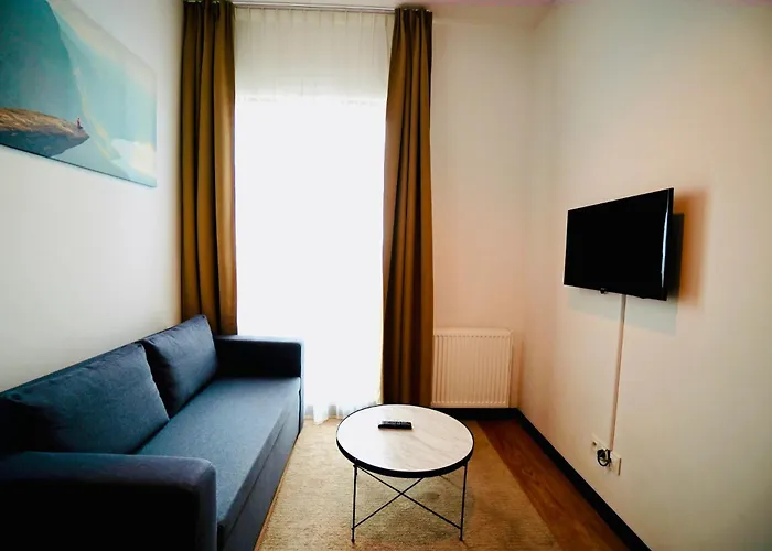 Bk Aparthotel Praga - National Stadium - Comfortable Apartment For 4 People
