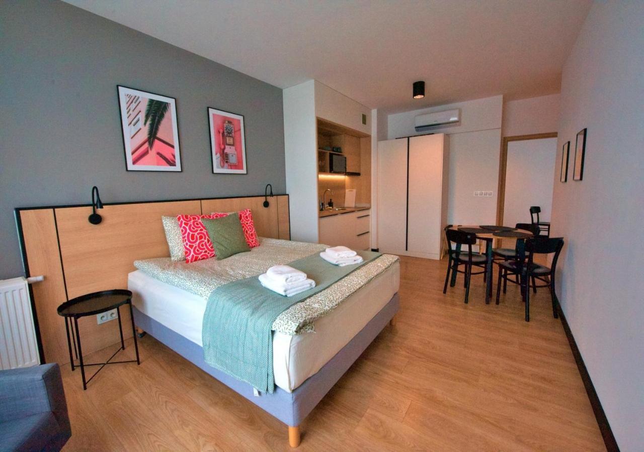 Bk Praga - National Stadium - Comfortable For 4 People Apartament