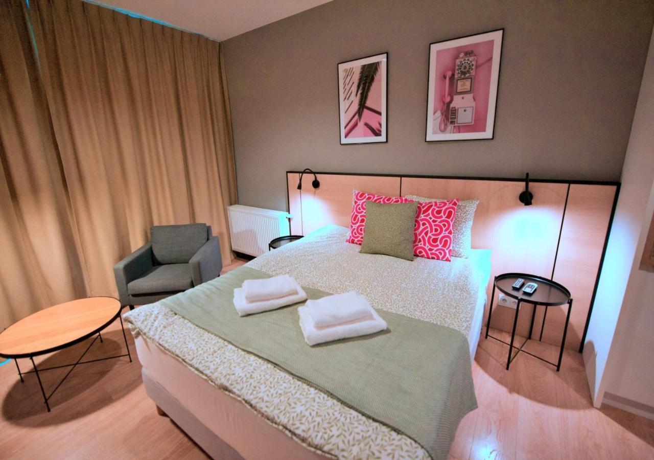 Bk Praga - National Stadium - Comfortable For 4 People Apartament