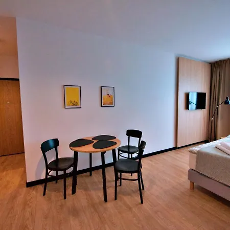 Bk Aparthotel Praga - National Stadium - Comfortable Apartment For 4 People Warszawa Zewnętrze zdjęcie