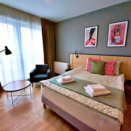 Bk Aparthotel Praga - National Stadium - Comfortable Apartment For 4 People Warszawa Zewnętrze zdjęcie