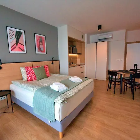 Bk Aparthotel Praga - National Stadium - Comfortable Apartment For 4 People Warszawa Zewnętrze zdjęcie